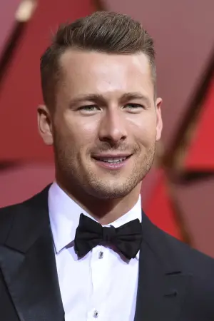Photo Glen Powell #7473