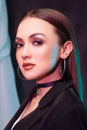 Photo Rianti Cartwright #360365