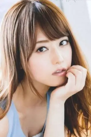 Photo Akiho Yoshizawa #330075