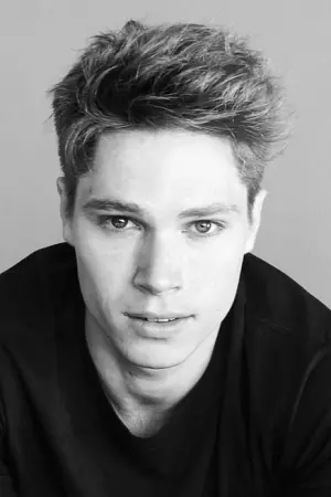 Photo Kai Luke Brummer #53246