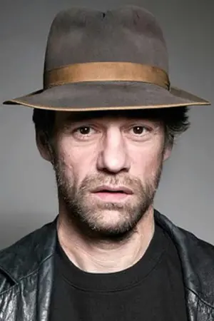 Photo Birol Ünel #58708