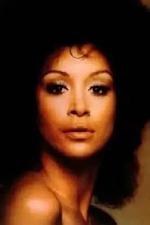 Photo Freda Perry #86538