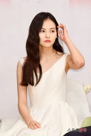 Photo Kim Yoon-hye #316401