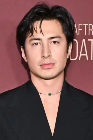 Photo Hudson Williams #373348