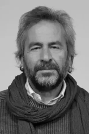 Photo Javier Salmones #328513