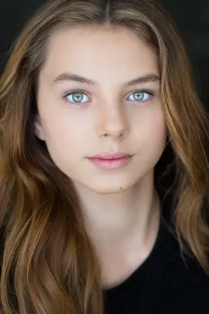 Photo Caitlin Carmichael #26262