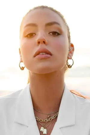 Photo Mia Rouba M. Kiss #372195