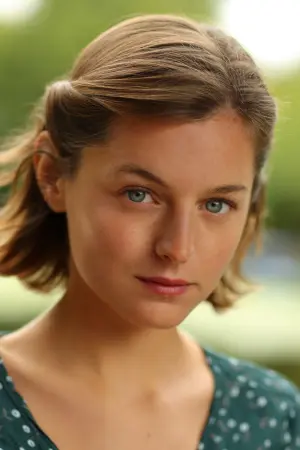 Photo Emma Corrin #62140