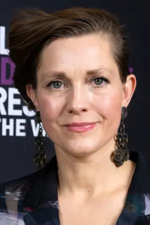 Photo Holly Waddington #301001