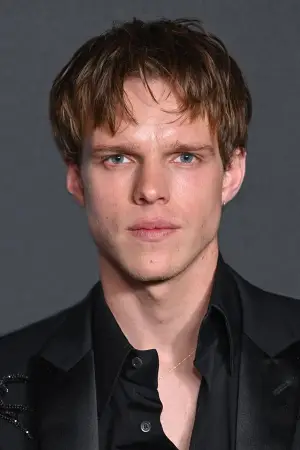 Photo Finn Bennett #345285