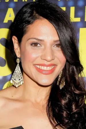 Photo Monique Gabriela Curnen #18413