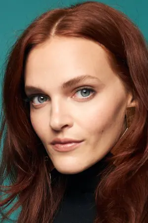 Photo Madeline Brewer #154472