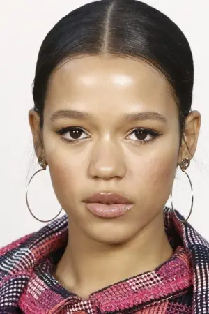 Photo Taylor Russell #62326