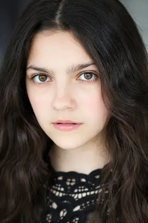 Photo Emily Carey #35728