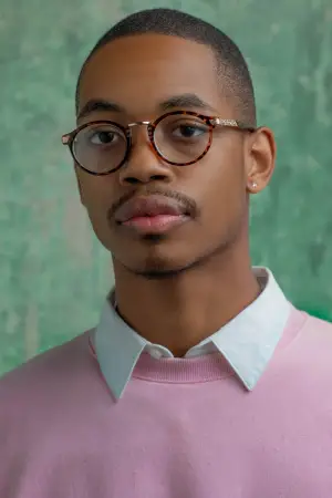 Photo Seven James #362025