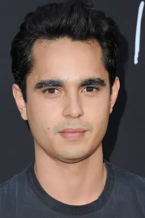 Photo Max Minghella #33273