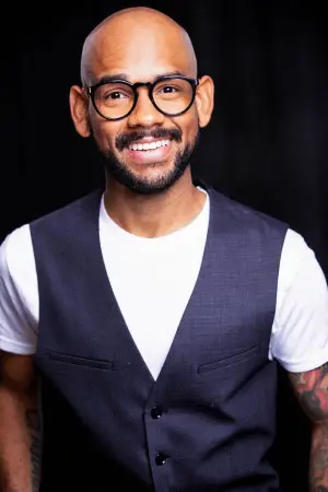 Photo Todd A. Jackson #365070