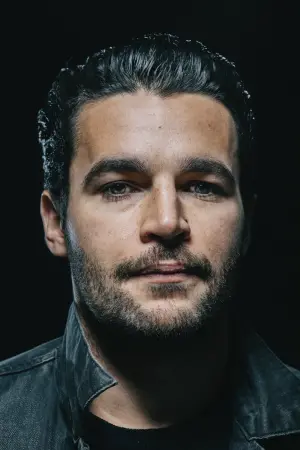 Photo Christopher Abbott #65626