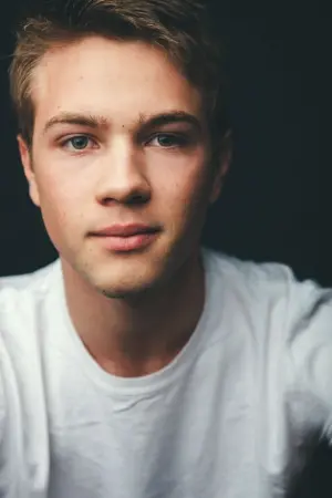 Photo Connor Jessup #262551