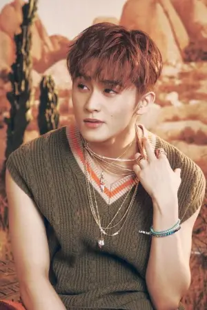 Photo Mark Lee #338435