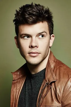 Photo Jimmy Tatro #69643