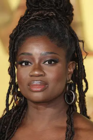 Photo Clara Amfo #336143