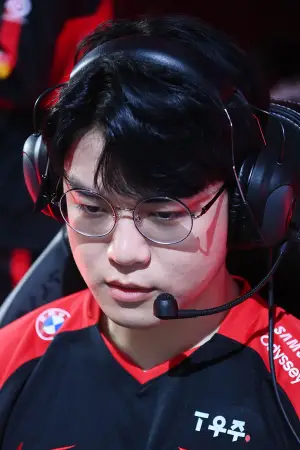 Photo Lee Min-hyeong #357107