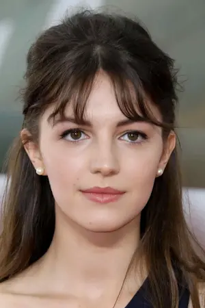 Photo Ella Hunt #75414