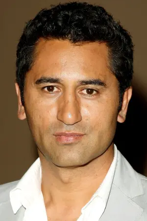 Photo Cliff Curtis #65813