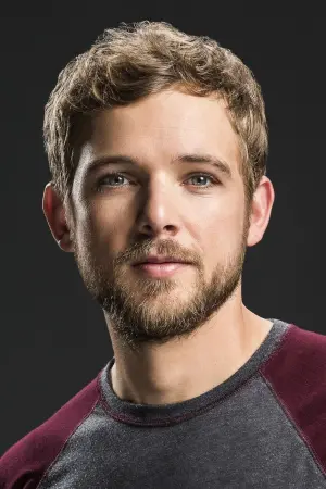 Photo Max Thieriot #42918