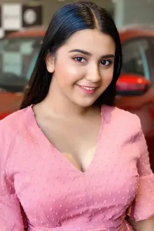 Photo Roshni Walia #378946