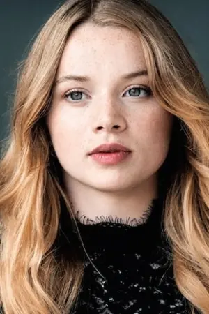 Photo Luna Wedler #109984