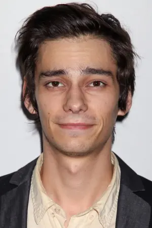 Photo Devon Bostick #2969