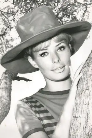 Photo Vivi Bach #321267