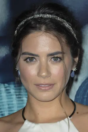 Photo Lorenza Izzo #32096