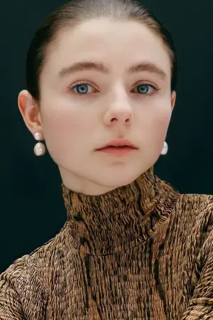Photo Thomasin McKenzie #10245