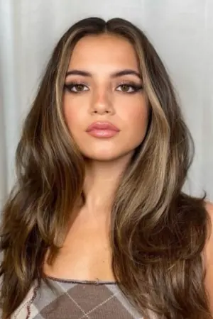 Photo Isabela Merced #251861