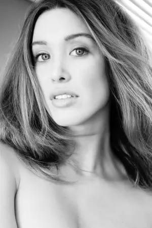 Photo Melissa Bolona #152186