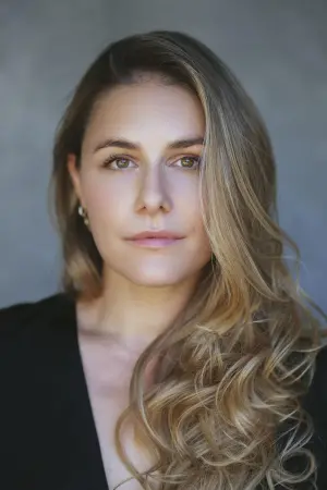 Photo Alix Wilton Regan #207902