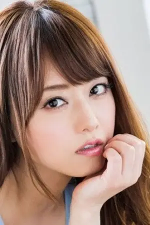 Photo Akiho Yoshizawa #330076