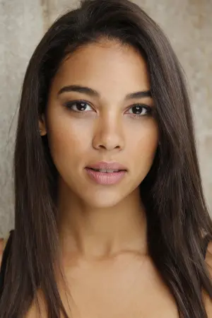 Photo Alexandra Shipp #4574
