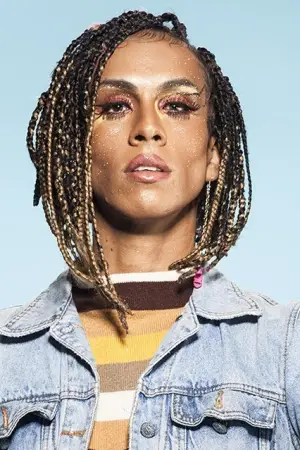 Photo Linn da Quebrada #393212