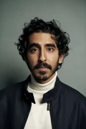 Photo Dev Patel #38149