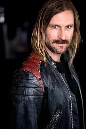 Photo Stew McLean #188823