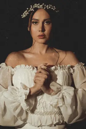 Photo Yasmine Raeis #340102