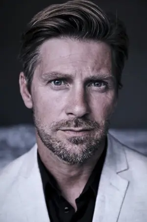 Photo Linus Wahlgren #397854