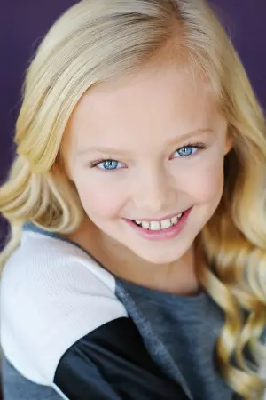 Photo Amiah Miller #28739