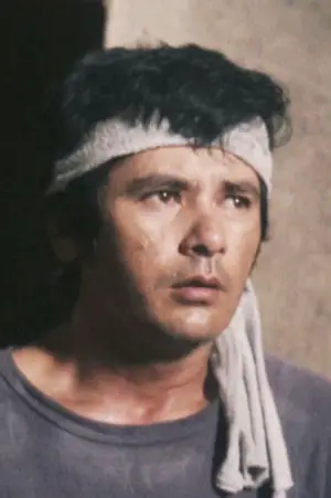 Photo Lou Salvador Jr. #348952