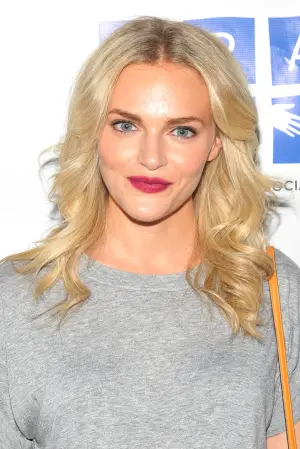 Photo Madeline Brewer #154491