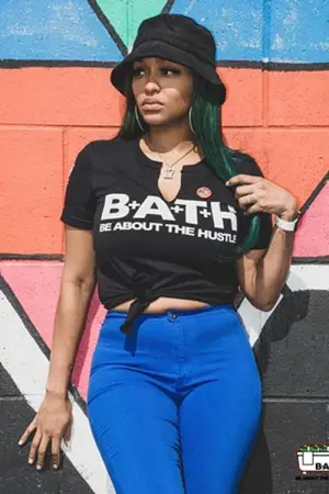 Photo Mica Bivings #250958